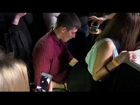 ❤️ ロシアのナイトクラブでリアルセックス。18歳のロシア人少女がナイトクラブで肛門と膣を犯される ️❌ ポルノ ❌| ☑|||| ❌| ☑| || ❌ | ❌ | ❌ | | ☑|||||||。